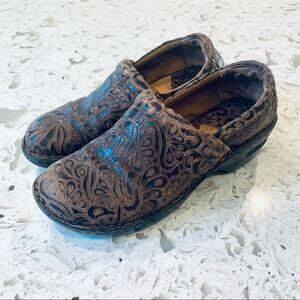 Born brown leather paisley clogs size 9.5